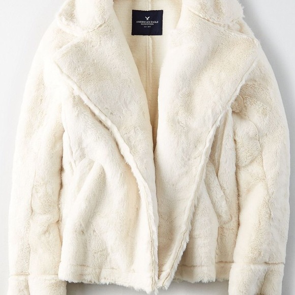 American Eagle Outfitters Jackets & Blazers - NWT - White faux-fur jacket